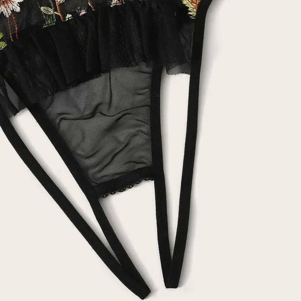 最愛の一着 刺繍 スウィート セクシー 勝負下着 ノンワイヤー スケスケ 穴開き エロい ブラ・ショーツセット