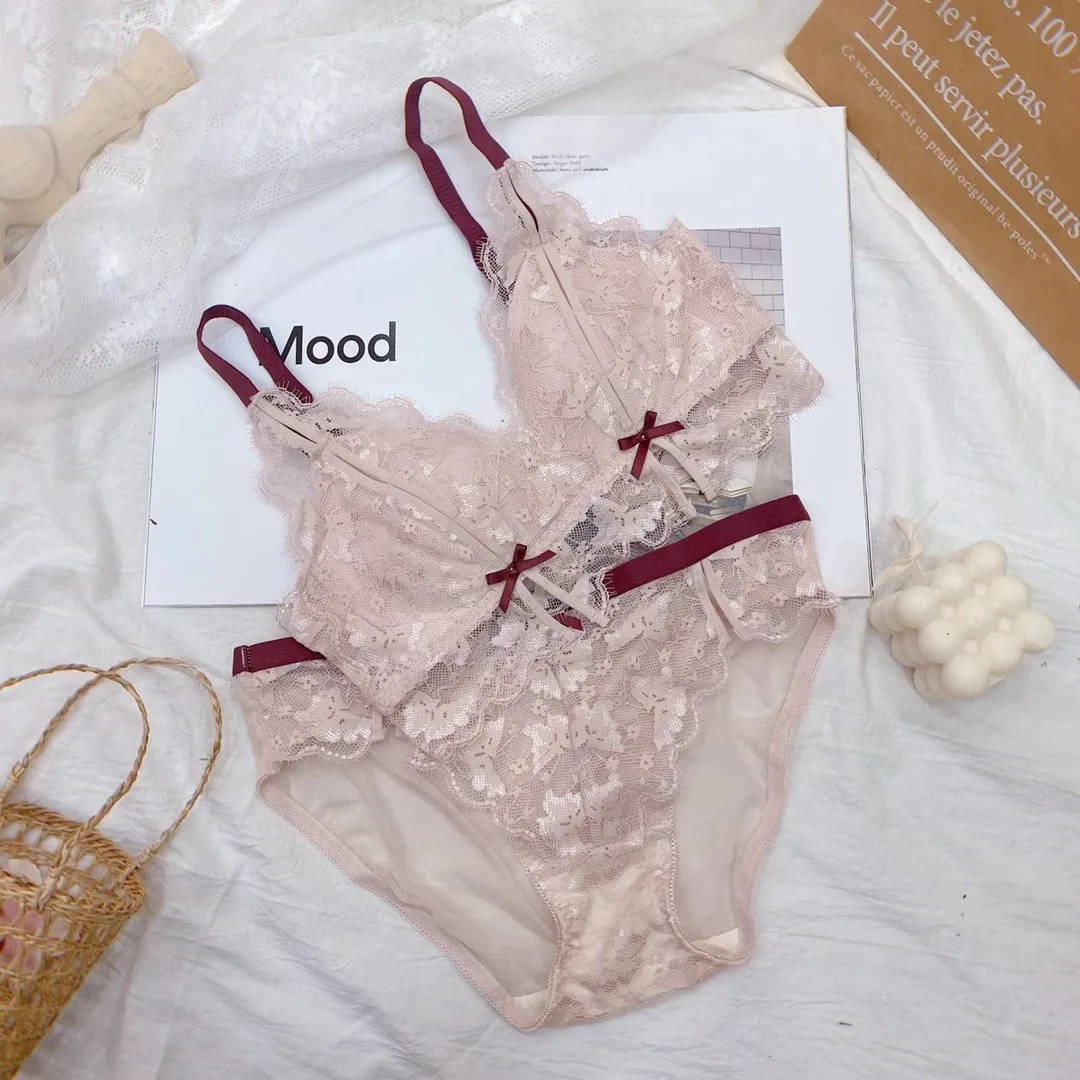 【3/4カップ】A-Bカップ 大人可愛い レース 盛れる ノンワイヤー おしゃれ ブラ・ショーツセット