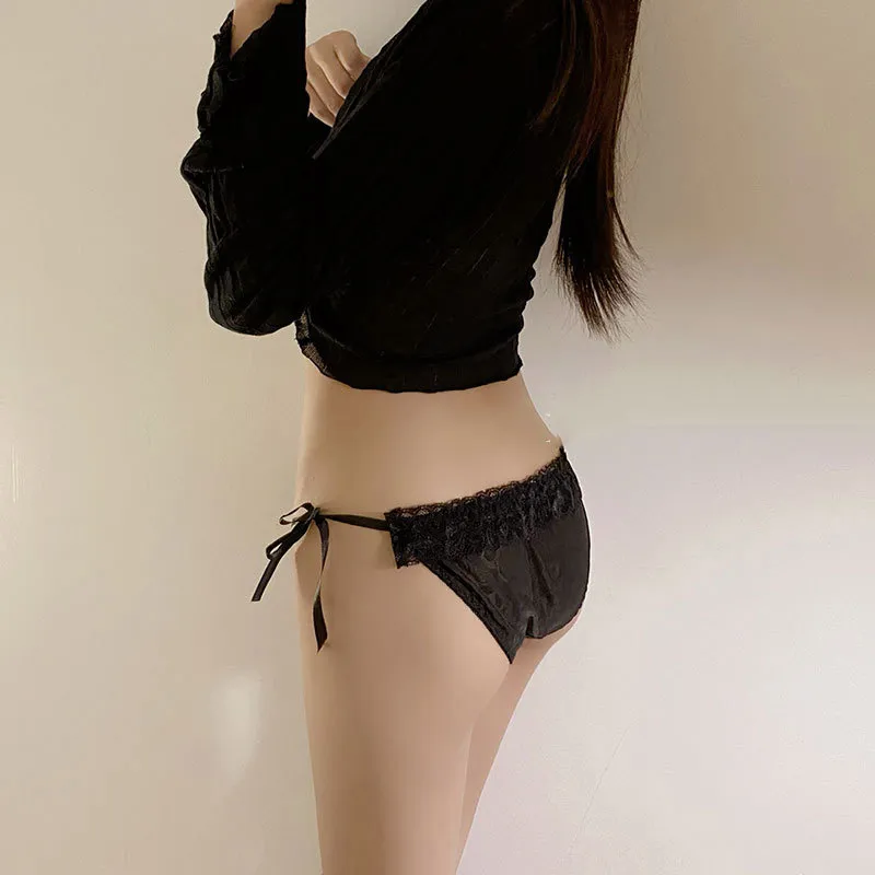 SNSで大騒ぎ エアリー 超セクシー レース 透かし彫り Tバック・タンガ 紐パン