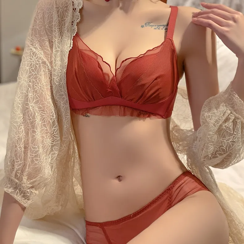 人気を独占中♡ 可愛い A-Bカップ ノンワイヤー 柔らかい 着け心地 ブラ・ショーツセット