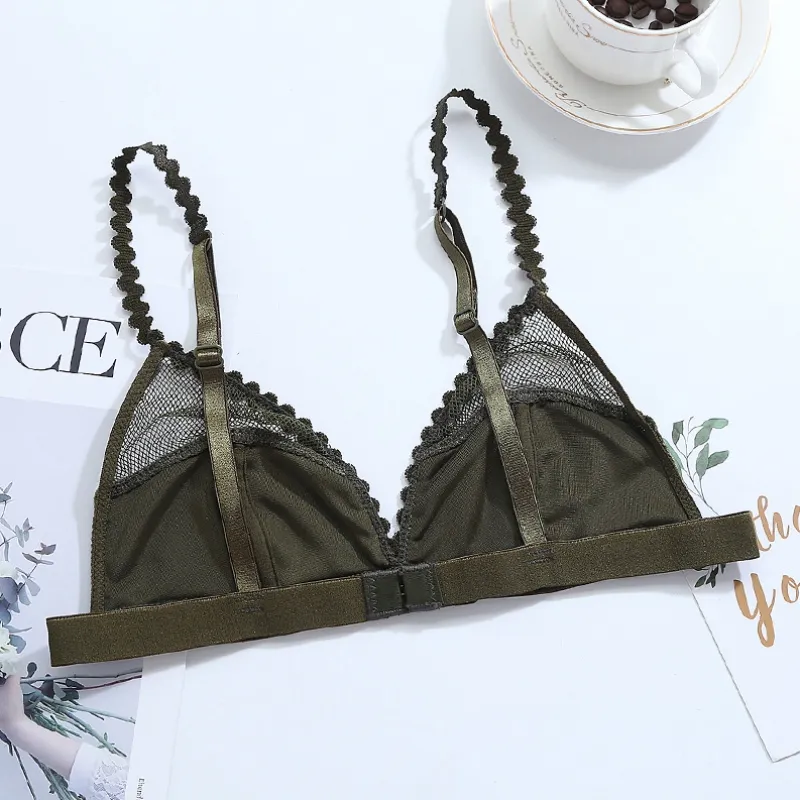 （A-Cカップ）高見えデザイン 品良く チュール 薄手 華やか セクシー ノンワイヤー ブラ・ショーツセット