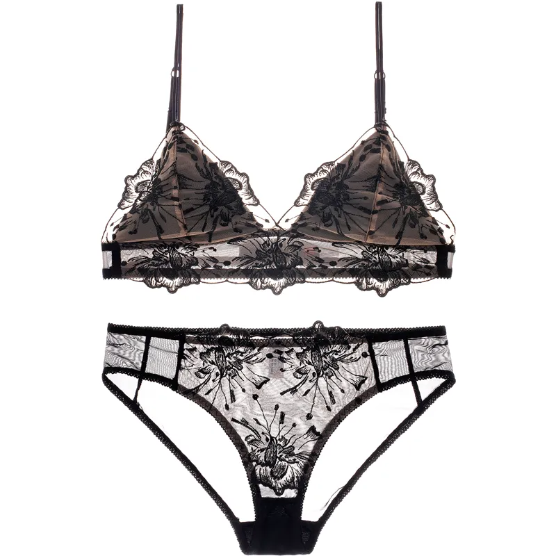 ガーリッシュ 刺繡 レース ノンワイヤー A-Cカップ 薄手 着痩せ セクシー ブラ・ショーツセット