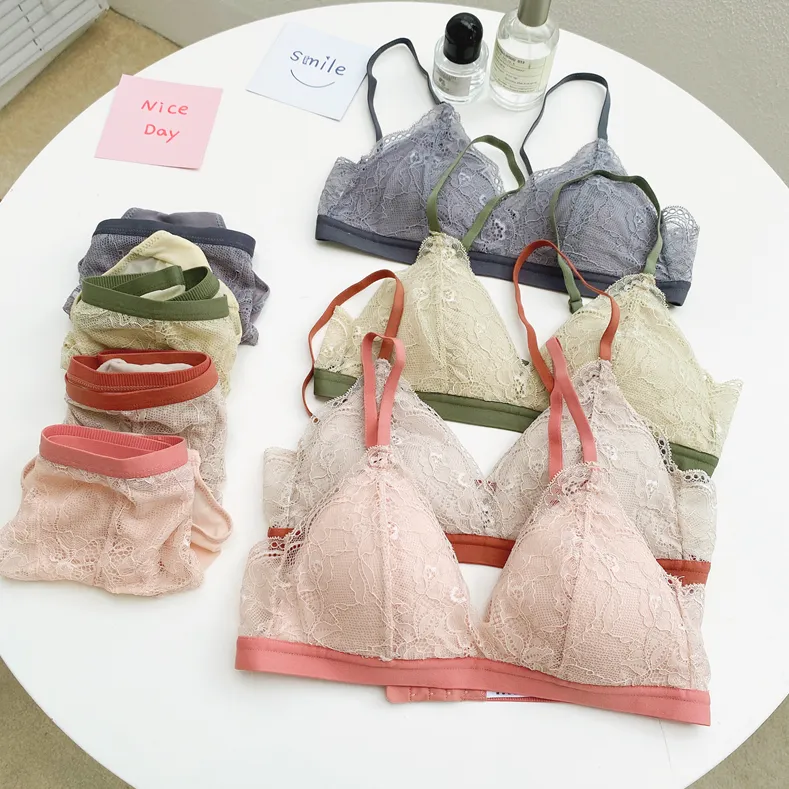 フランス 三角カップ レース 薄手 A-Cカップ ノンワイヤー 締め付け感ゼロ ブラ・ショーツセット