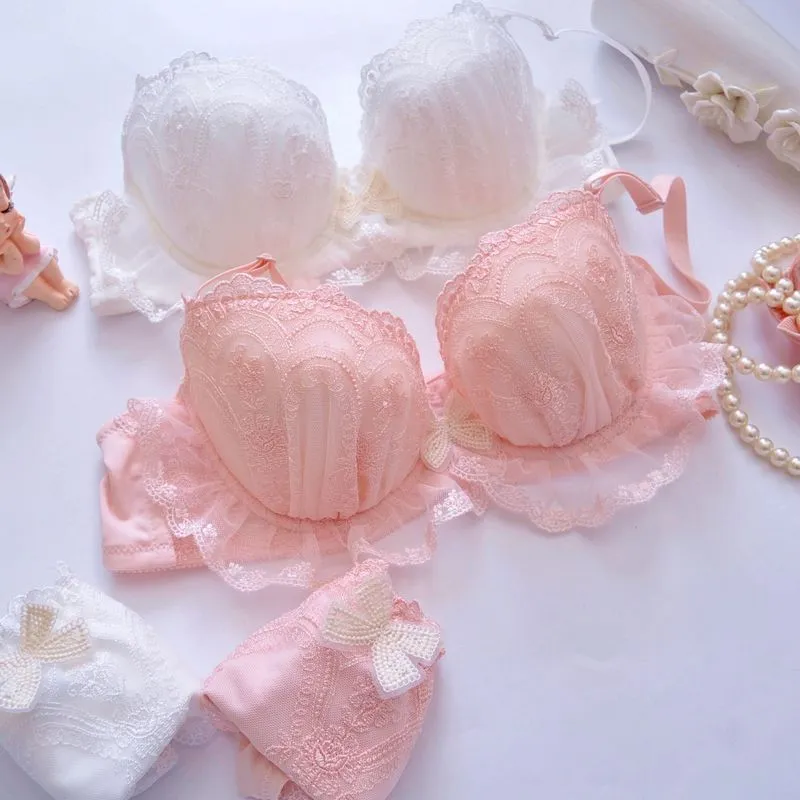 スウィート ハミ肉ゼロ ワイヤー入り A-Eカップ 刺繡 レース 盛れる ブラ・ショーツセット