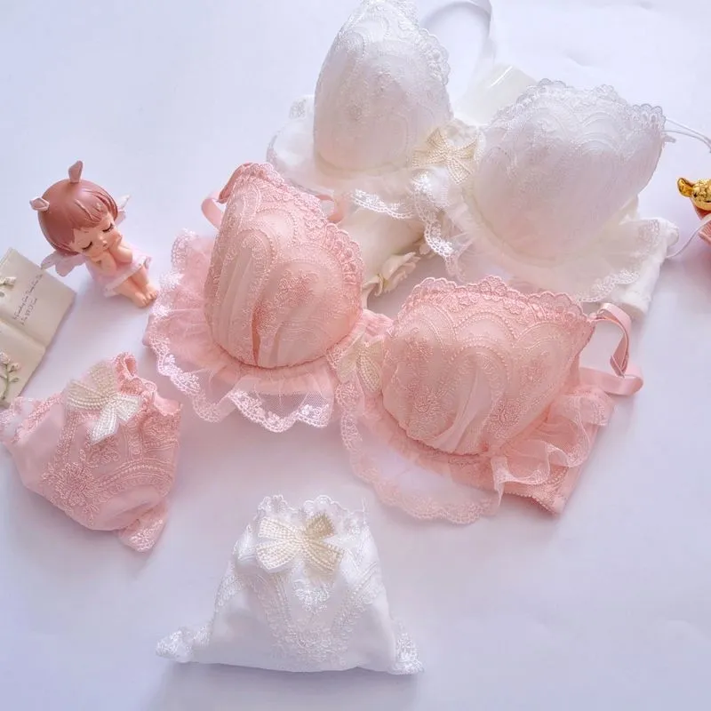 スウィート ハミ肉ゼロ ワイヤー入り A-Eカップ 刺繡 レース 盛れる ブラ・ショーツセット