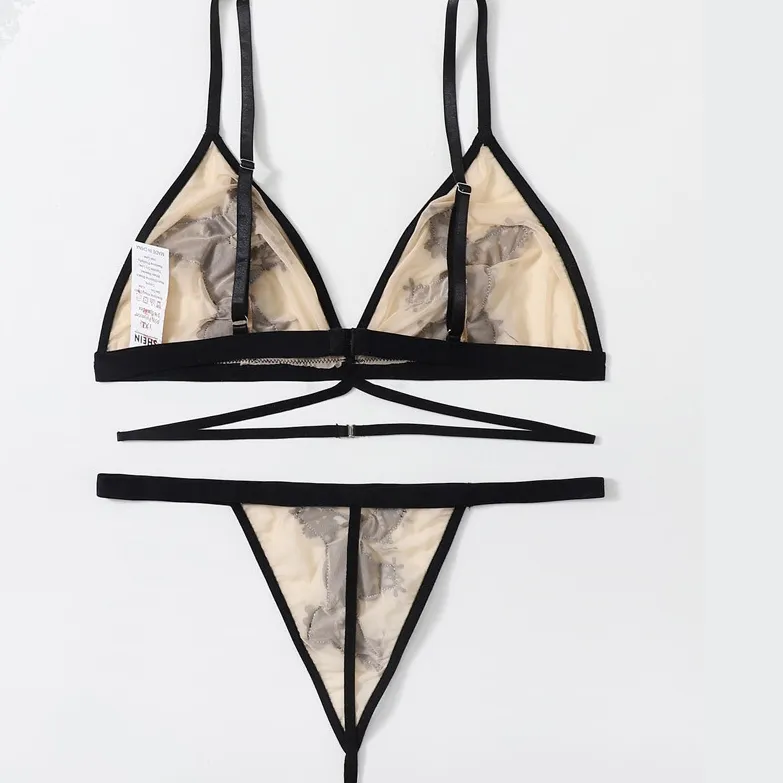 主役級 セクシー スケスケ 勝負下着 A-Cカップ ノンワイヤー 高通気性 ブラ・ショーツセット