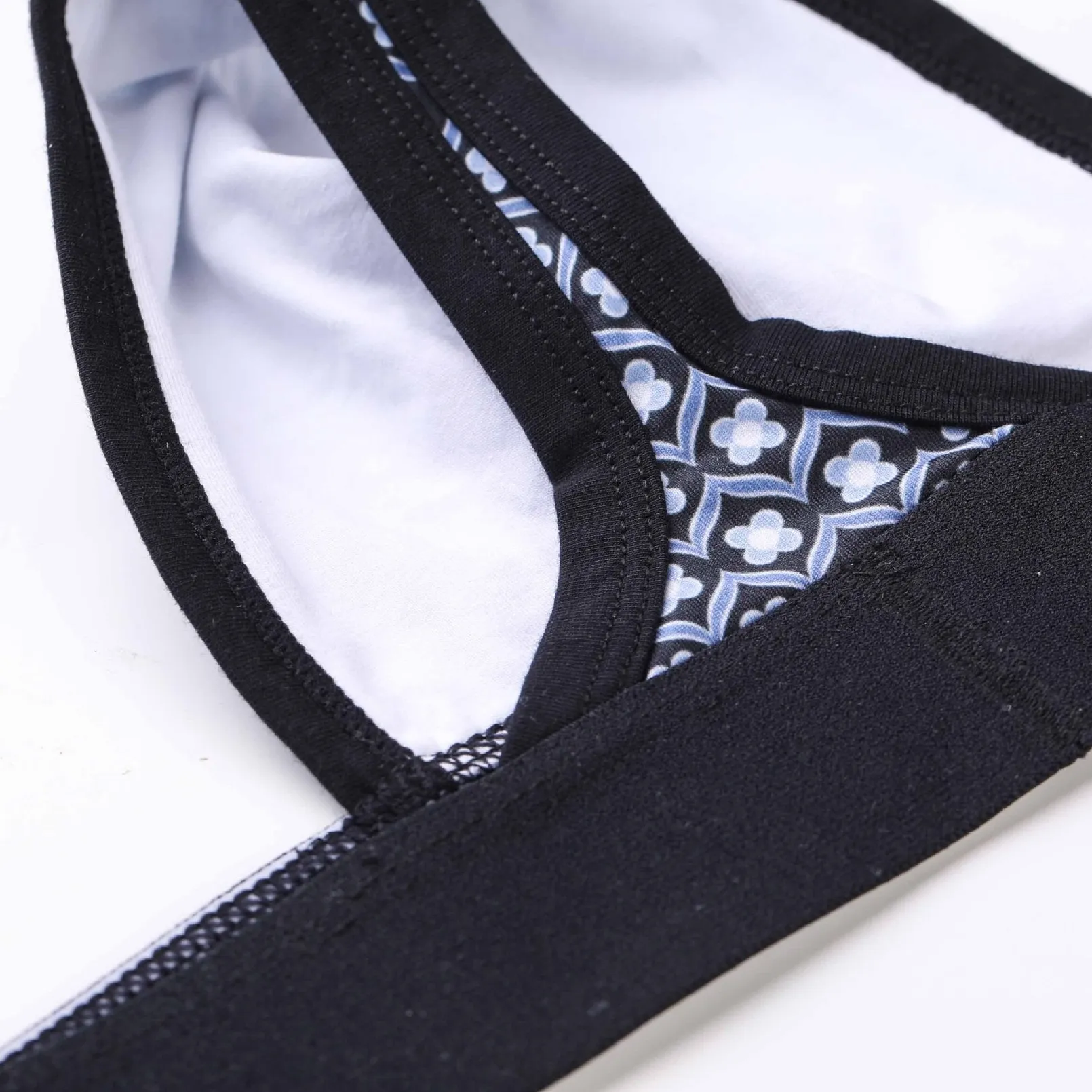 個性的なデザイン 配色 誘惑 セクシー 高通気 肌に優しい 着回し力抜群 Ｔバック・タンガ