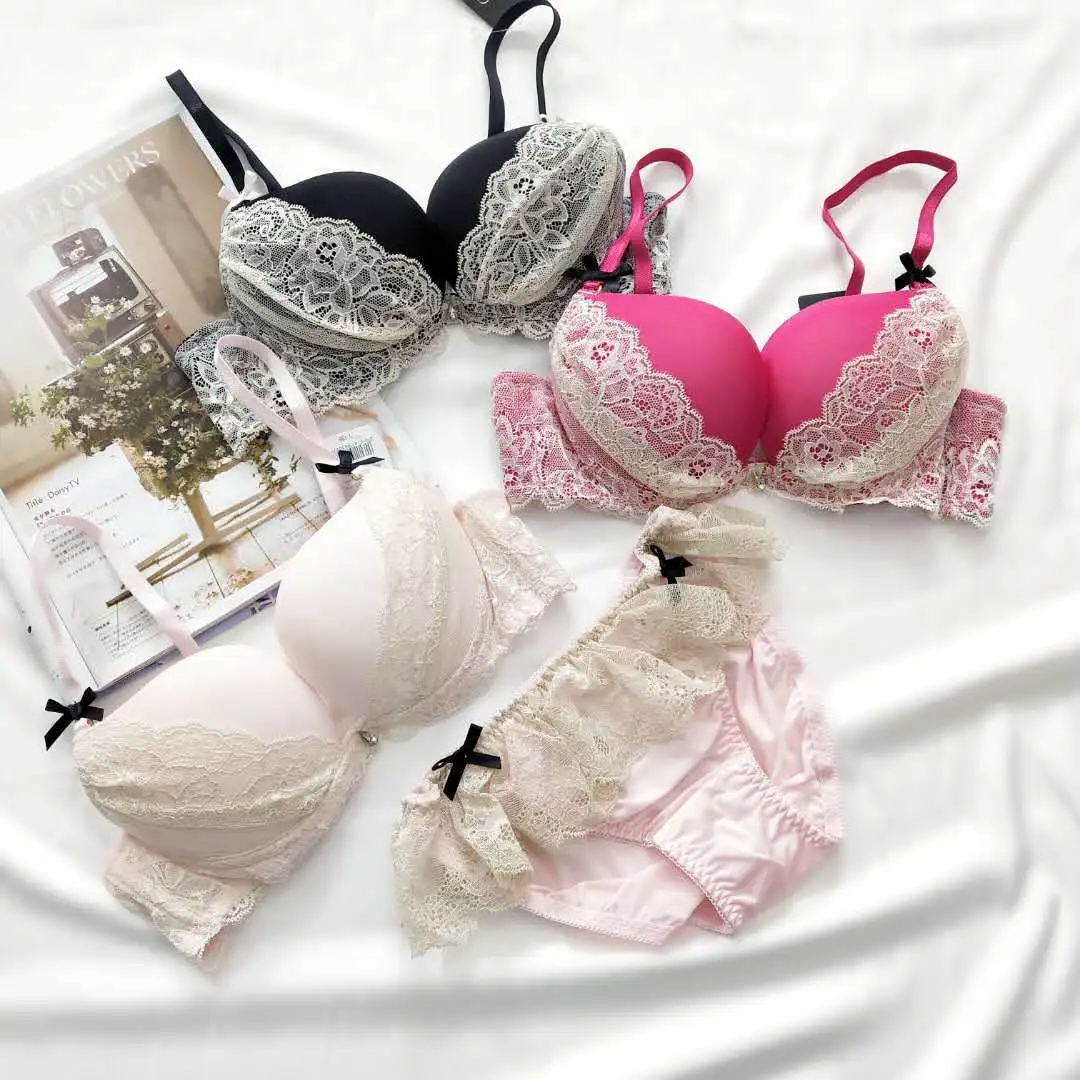 下垂防止 配色 レース B-Eカップ 谷間メイク ワイヤー入り 美胸 ブラ・ショーツセット