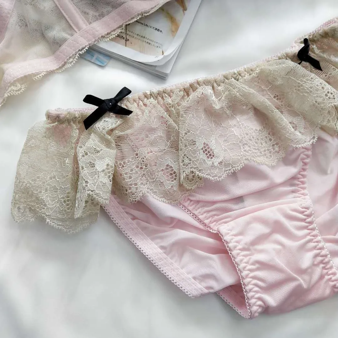 下垂防止 配色 レース B-Eカップ 谷間メイク ワイヤー入り 美胸 ブラ・ショーツセット