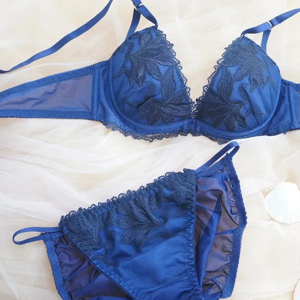 上品な可愛さ まん丸バスト スウィート 切り替え A-Fカップ レース 刺繍 花柄 ワイヤー入り ブラ・ショーツセット