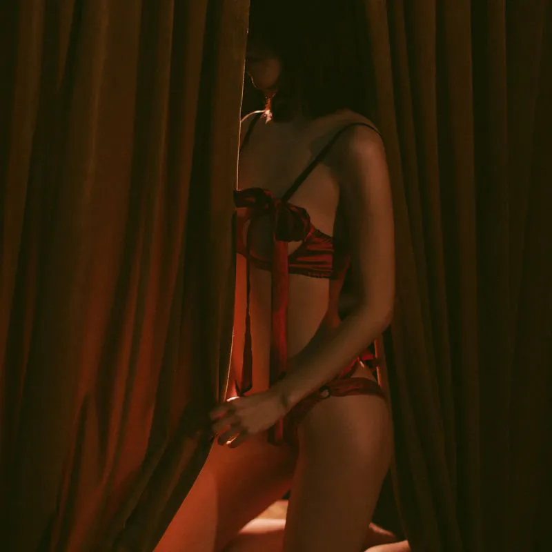 オープンブラ 美乳 ワイヤー入り エロ下着の王道！超絶 オススメ 超セクシー ブラ·ショーツセット