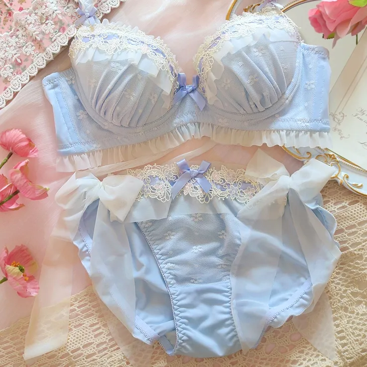 大人可愛い 少女 刺繍 レース リボン付き A-Eカップ 後ろホック ワイヤー入り ブラ・ショーツセット