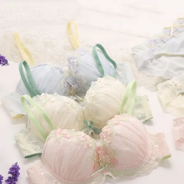 無敵な可愛さ まん丸バスト 少女っぽい B-Fカップ スウィート 刺繍花柄  レース ワイヤー入り ブラ・ショーツセット