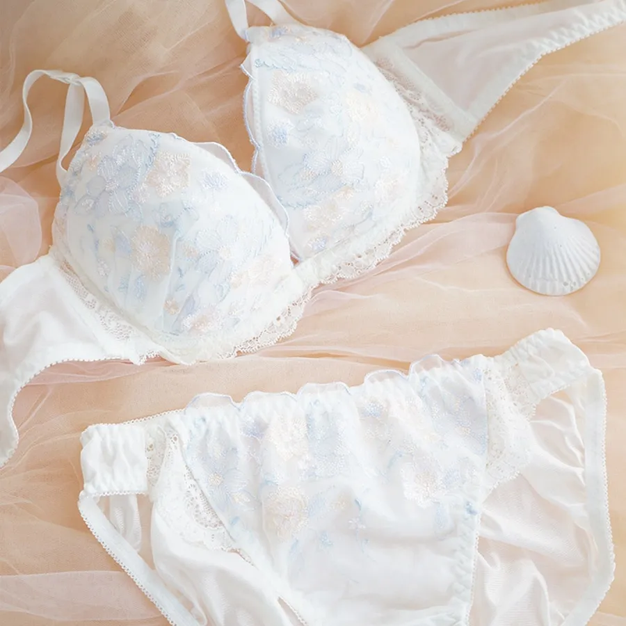 育乳 スウィート フラワー柄 刺繡 A-Gカップ 脇高 レース ワイヤー入り ブラ・ショーツセット