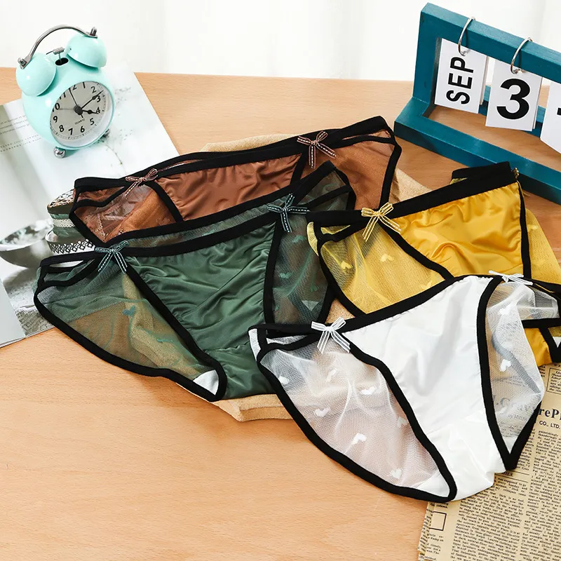 【四点セット】スケスケ 可愛い リボン 少女 ローウェスト セクシー 刺繡 レース Ｔバック・タンガ