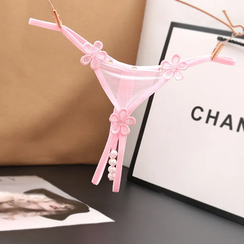 興奮を煽り ビーズ付き 穴開き セクシー アップリケ 誘惑 透け感 Ｔバック・タンガ