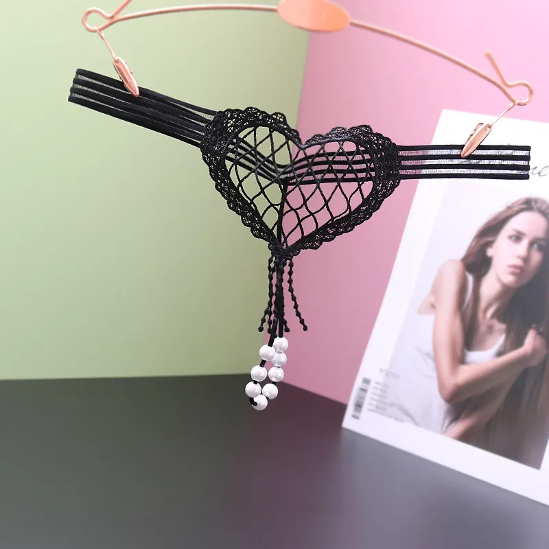 デザイン性抜群 透かし彫り レース ビーズ付き 通気性良い クッション性 Ｔバック・タンガ