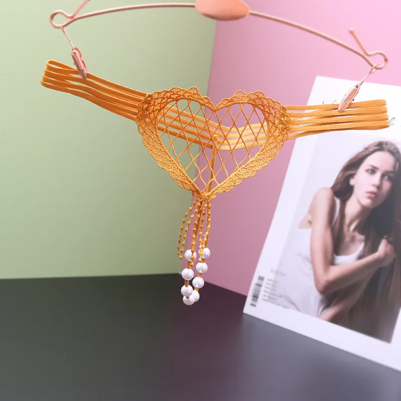 デザイン性抜群 透かし彫り レース ビーズ付き 通気性良い クッション性 Ｔバック・タンガ