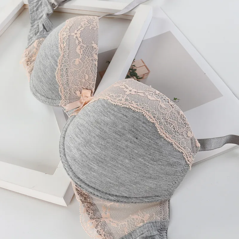 見逃し厳禁 中心に寄せ 盛れる レース 切り替え A-Ｄカップ ワイヤー入り 着け心地 ブラジャー