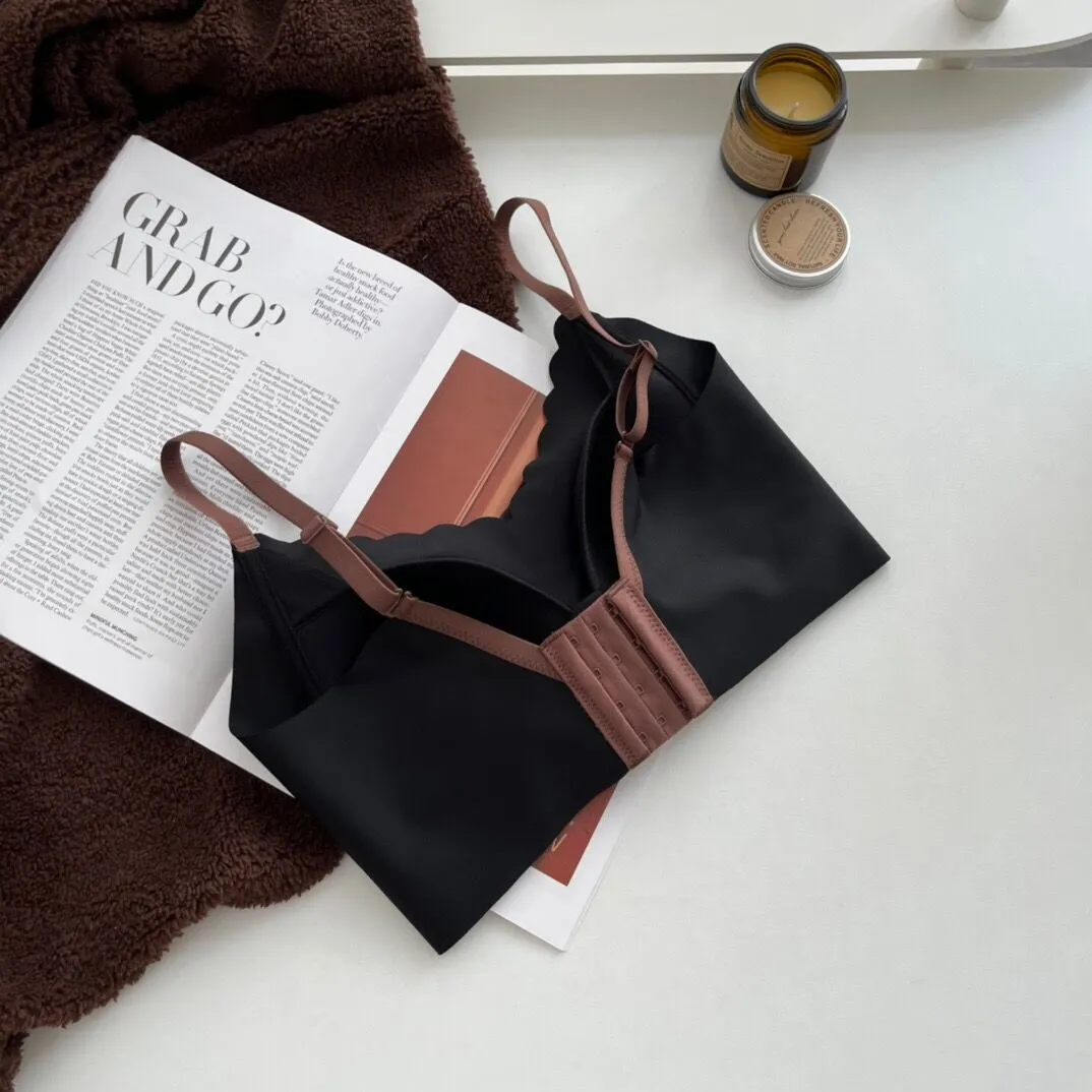 (A-Bカップ) 谷間メイク ノンワイヤー 美胸 ハミ肉ゼロ 背中すっきり  ナイトブラ