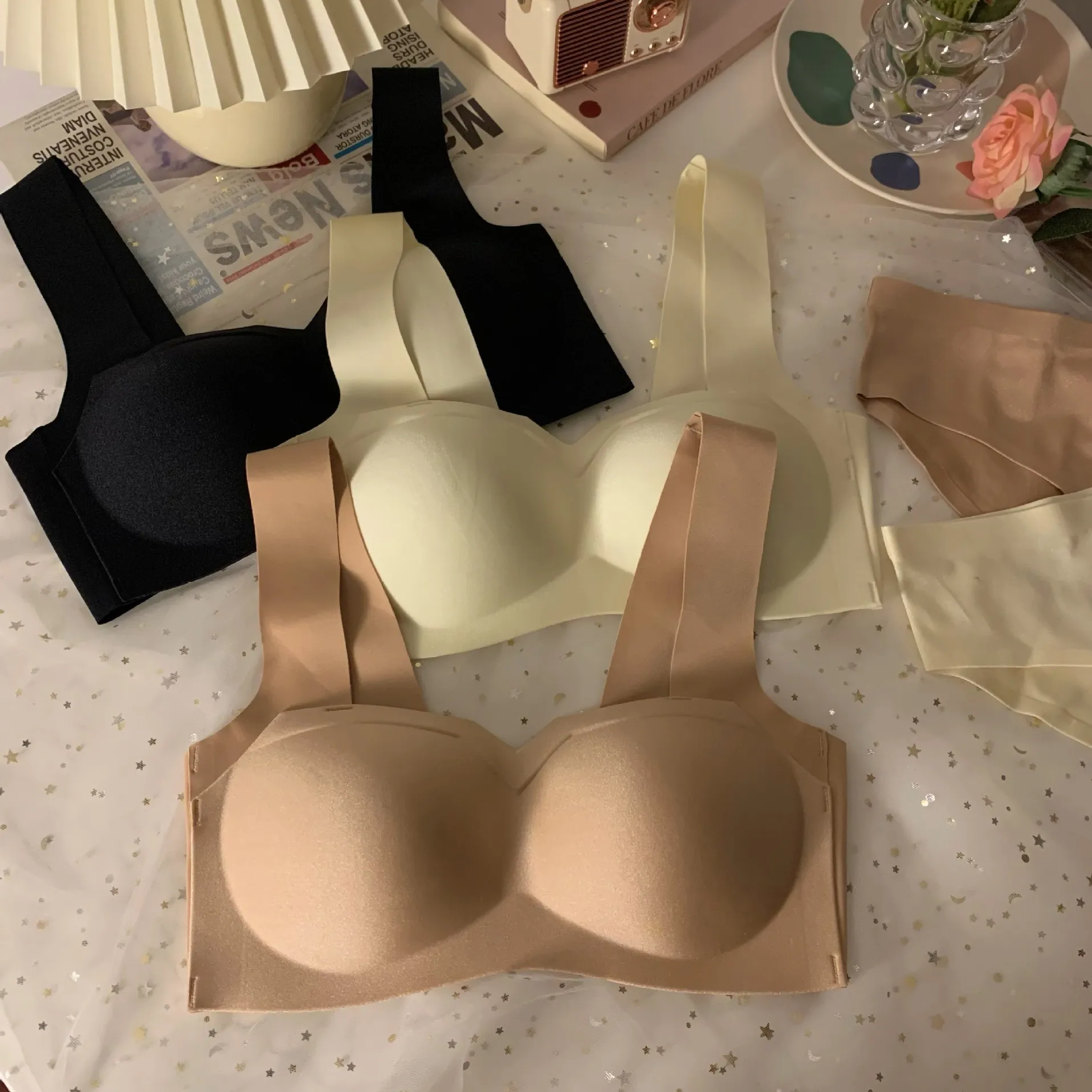 着け心地 楽ちん ナイトブラ シームレス A-Bカップ ノンワイヤー 単品販売 ブラ・ショーツセット