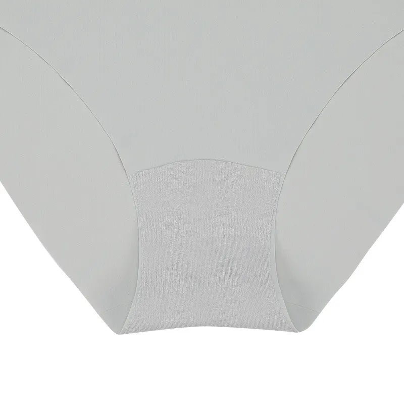 カジュアル シームレス ナイト用 薄手 ノンワイヤー 通気性良い 美胸 ブラ・ショーツセット