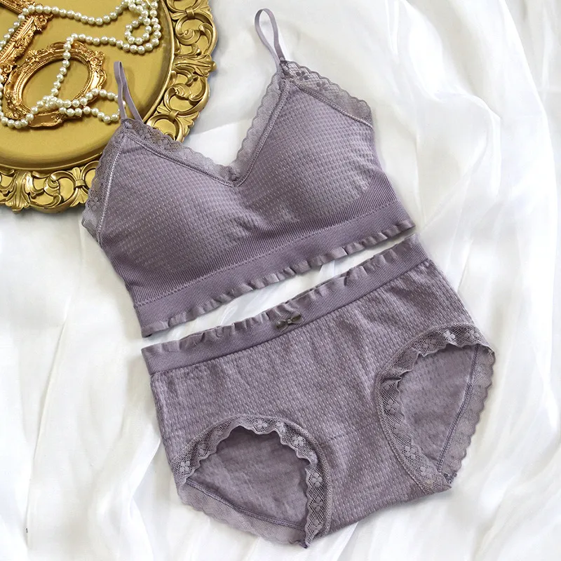 シンプル つけ心地 レース 切り替え ノンワイヤー パッドあり ナイト用 締め付け感ゼロ ブラ・ショーツセット