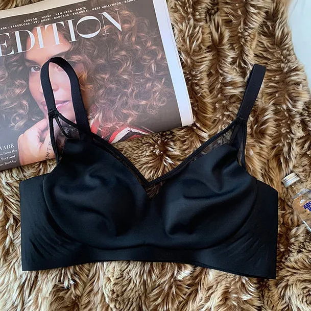 （A-Dカップ）シンプル メッシュ 背中すっきり 締め付け感ゼロ 胸小さく見え ナイト用 透かし彫り ノンワイヤー ブラ・ショーツセット