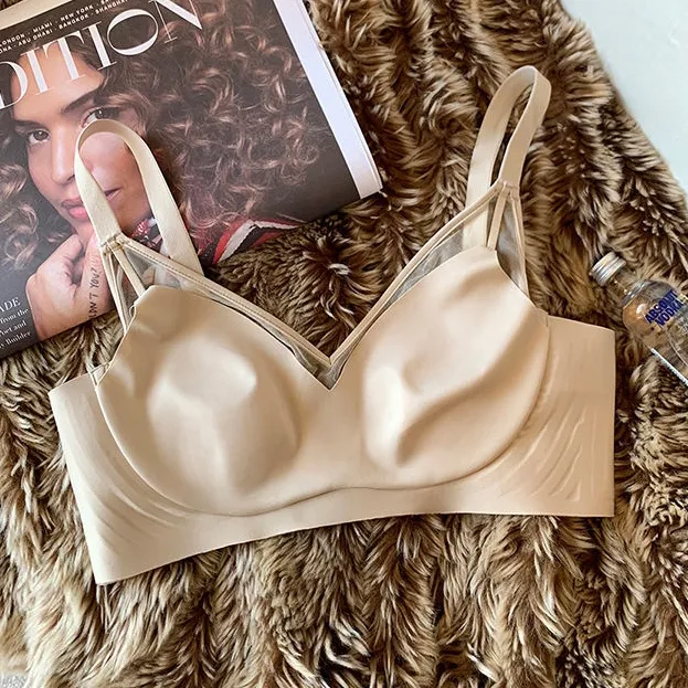 （A-Dカップ）シンプル メッシュ 背中すっきり 締め付け感ゼロ 胸小さく見え ナイト用 透かし彫り ノンワイヤー ブラ・ショーツセット