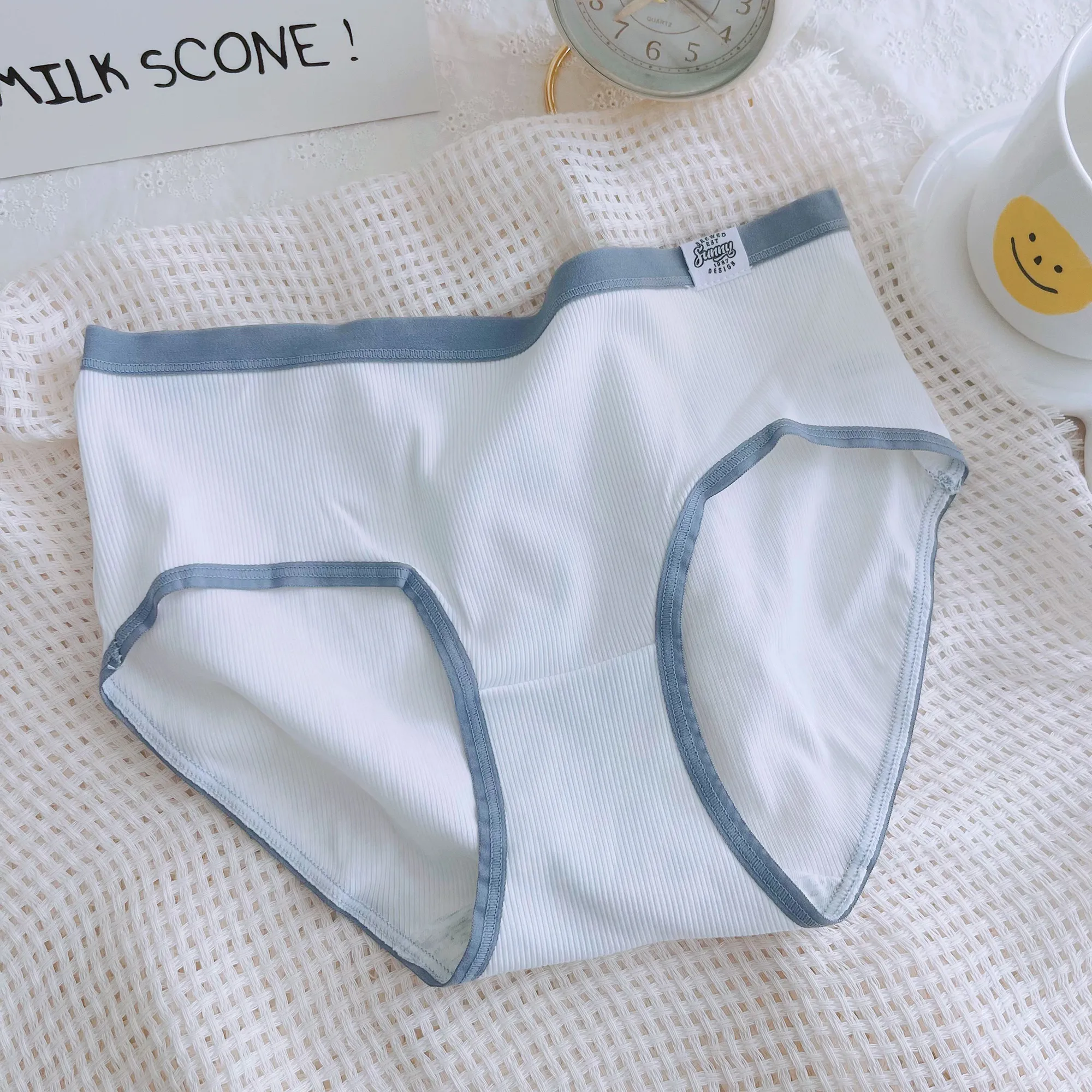 楽ちん 女子高生 可愛い 切り替え 高通気 通気性良い スタンダードショーツ