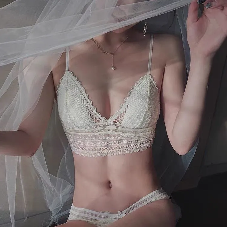 セクシー フランス式 レース A-Dカップ ノンワイヤー 後ろホック 三角カップ 美胸 ブラ・ショーツセット
