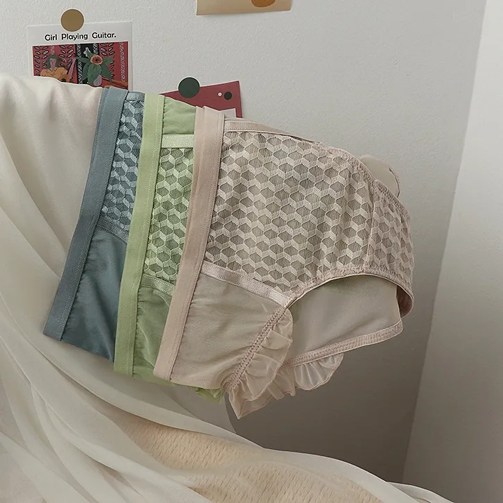可愛いデザイン フリル コットン 肌に優しい 少女 学生 高通気 スタンダードショーツ