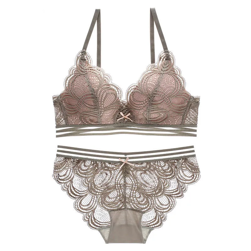 安い新作 レース 切り替え A-Cカップ ノンワイヤー チラリ防止 ブラ・ショーツセット