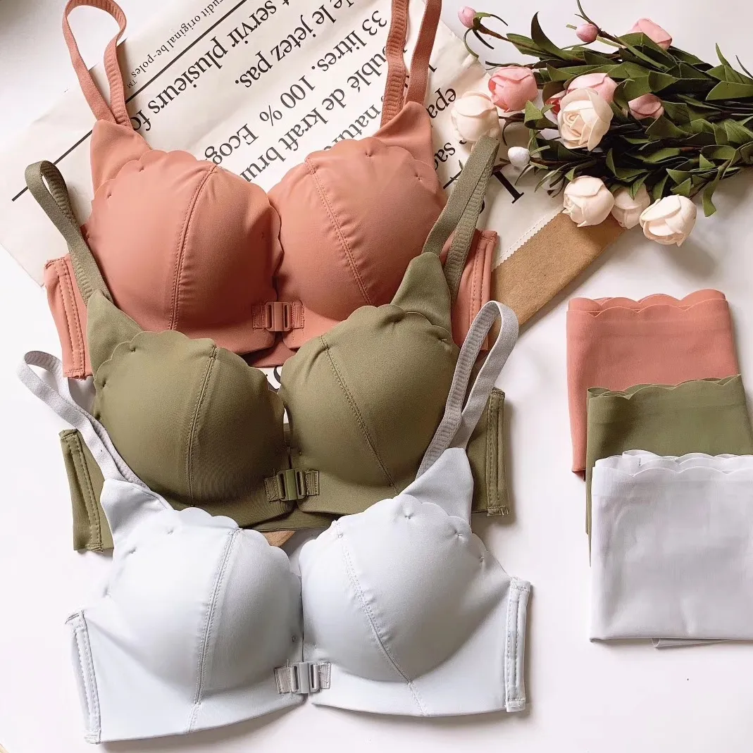 (A-Bカップ) 恋する乙女 流れ防止 ノンワイヤー フロントホック 離れ乳改善 脇高 ブラ・ショーツセット
