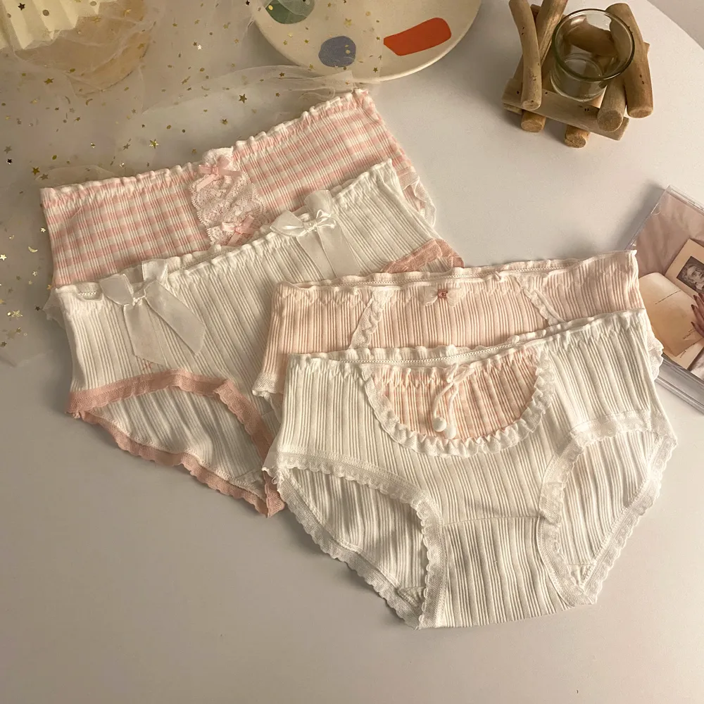 4枚組 レース キュート 通気性高い コットン 女子高生 美尻 ガーリッシュ ショーツ