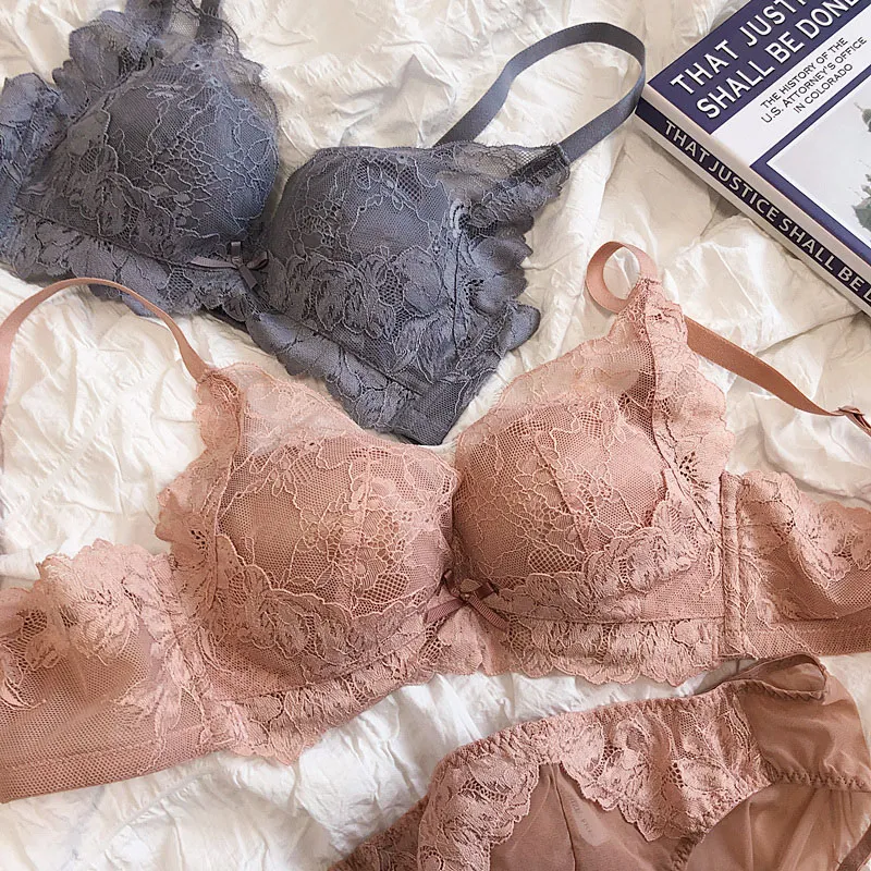 セクシー レース A-Cカップ 刺繍  ノンワイヤー 切り替え ローウエスト ブラ・ショーツセット