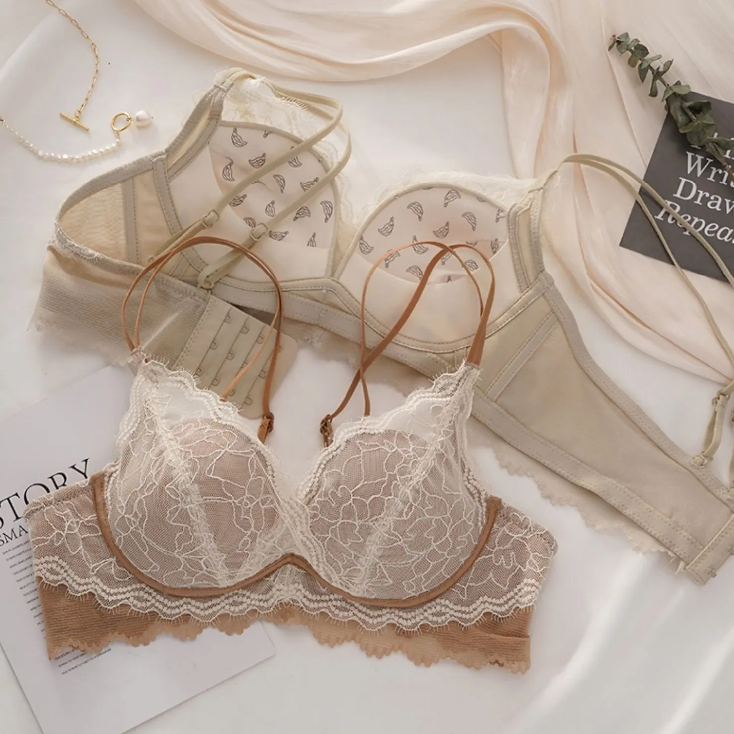 貧乳専用 清新 レース ノンワイヤー 可愛いデザイン A-Bカップ 美胸 ブラ・ショーツセット