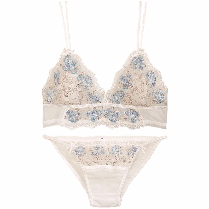 デザイン性抜群 レース 刺繡 メッシュ ノンワイヤー A-Cカップ 超薄め 三角カップ ブラ・ショーツセット