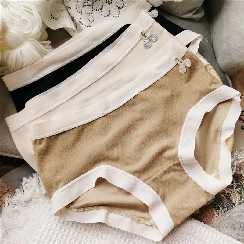 女子マスト 可愛い 配色 肌触り抜群 シームレス フィット感 美尻 スタンダードショーツ