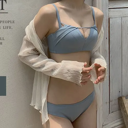 下垂防止 盛れる 楽ちん A-Bカップ ノンワイヤー セクシー 無地 ブラ・ショーツセット