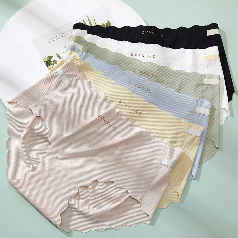シームレス 無地 伸縮性がある 高通気 肌に優しい 薄手 蒸れない スタンダードショーツ