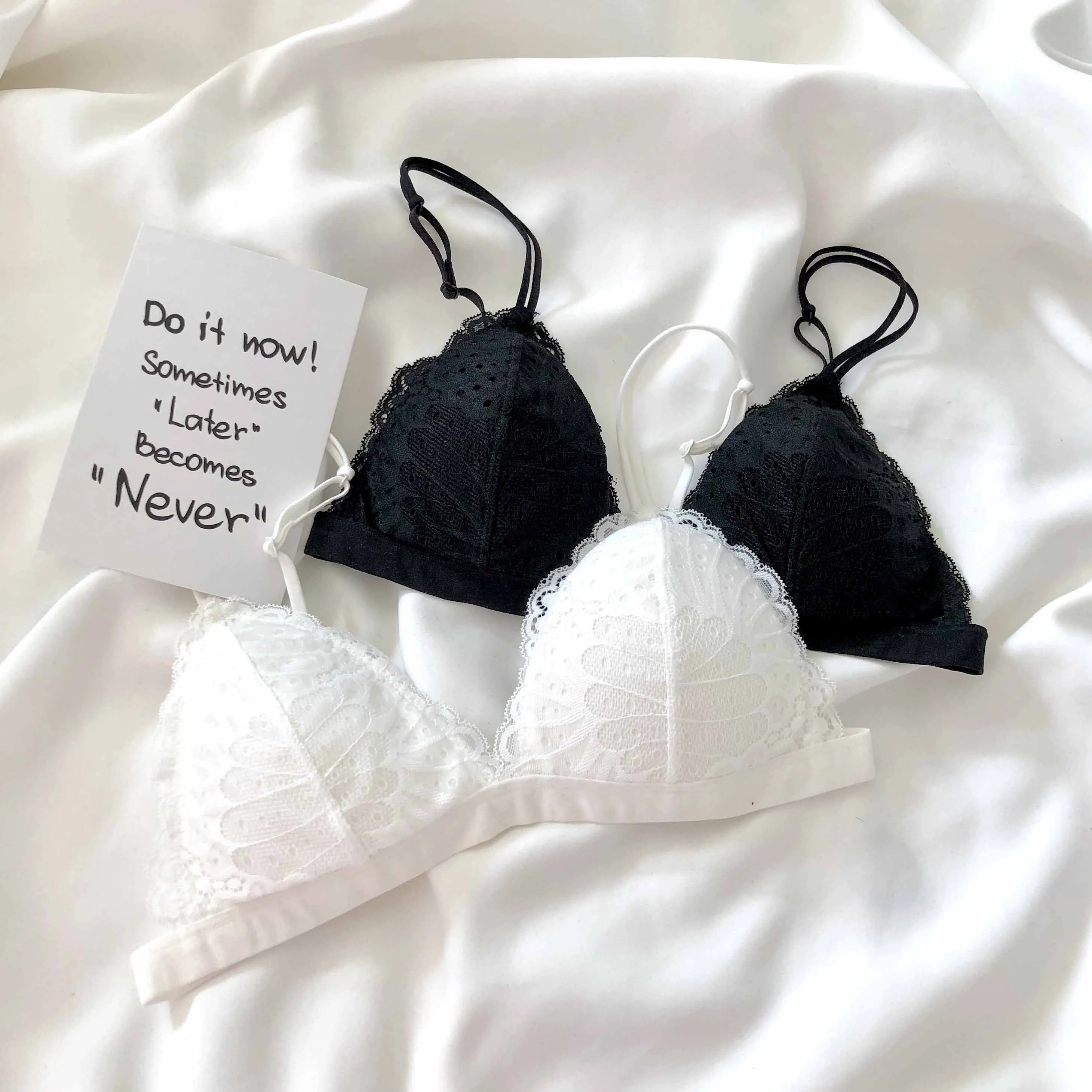 フランス系 レース ノンワイヤー 無地 A-Cカップ トライアングルカップ 薄手 ブラ・ショーツセット