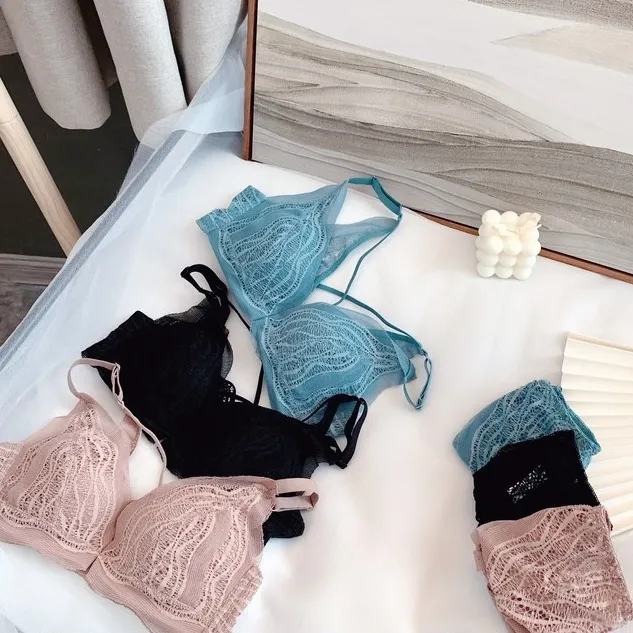 フロントホック 盛れる 楽ちん フランス式 高級感 A-Bカップ ノンワイヤー ブラ・ショーツセット