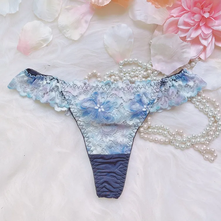 主役級 レース 刺繡 通気性良い 配色 切り替え ローウエスト Ｔバック・タンガ