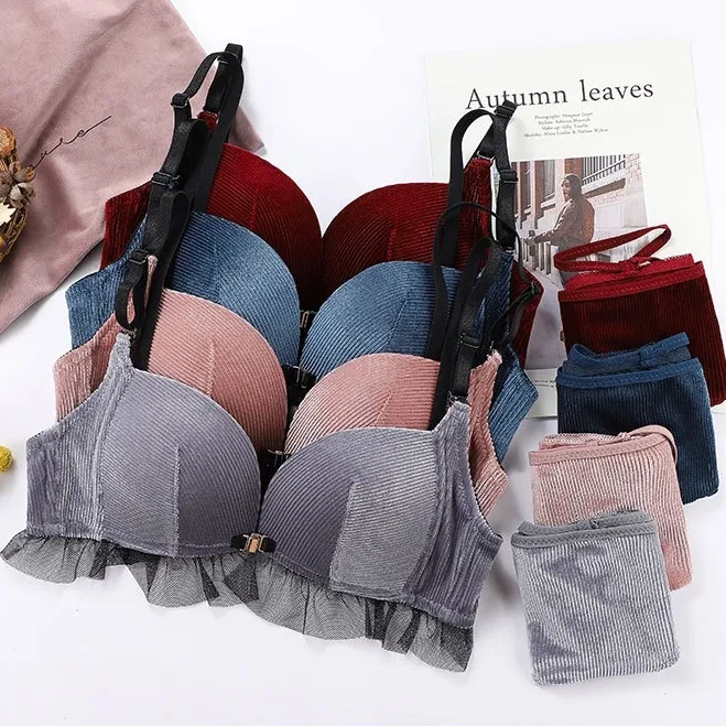 (A-Bカップ) 新色登場! ノンワイヤー ベルベット 離れ乳改善 レトロ フロントホック ブラ・ショーツセット