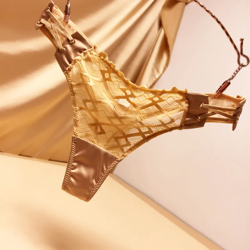 7色選べる 大人女子系 透かし彫り 切り替え 高通気 セクシー パンティ Tバック・タンガ