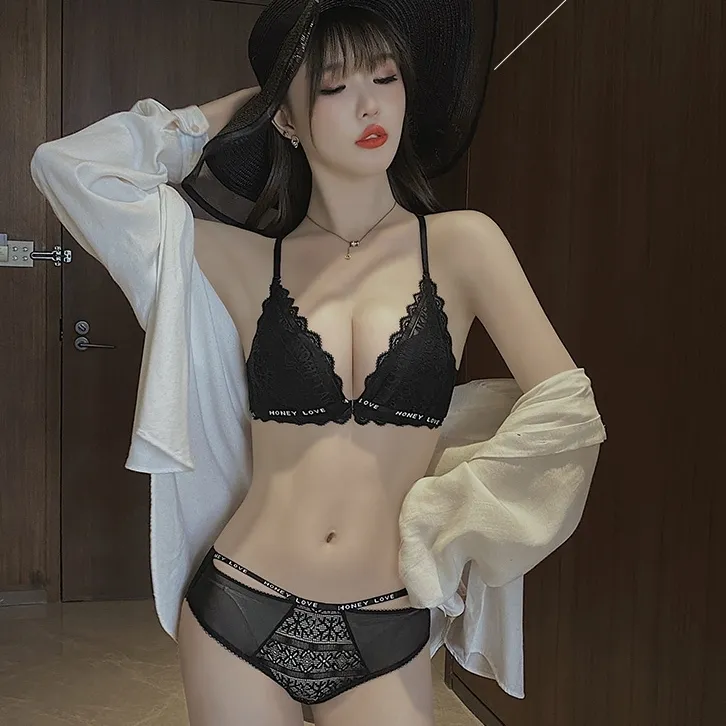 オシャレ韓国風 単品販売可能 フロントホック 背中魅せ 薄い A-Bカップ レース 切り替え ノンワイヤー ブラ・ショーツセット