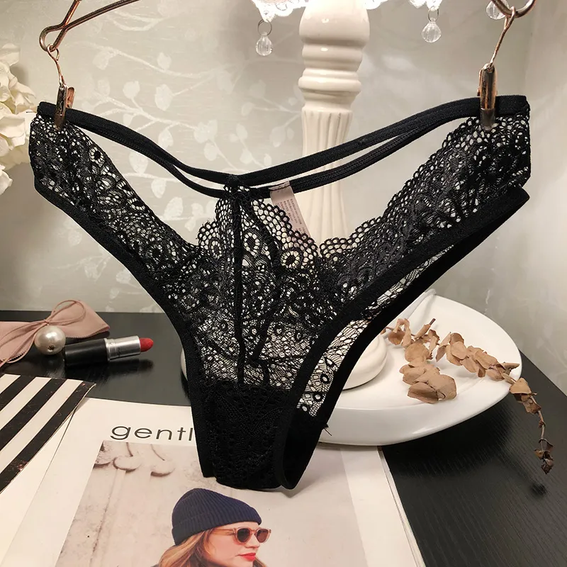 絶対欲しい 透かし彫り レース 刺繍 Tバック・タンガ