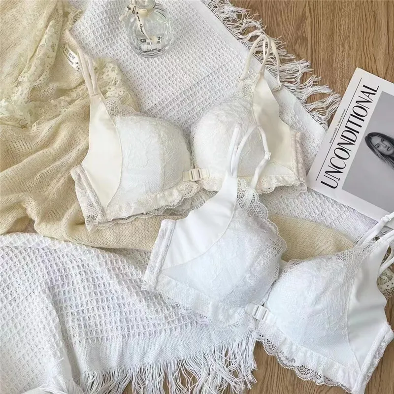 スウィート レース フロントホック B-Cカップ ノンワイヤー 背中魅せ リボン付き ブラ・ショーツセット