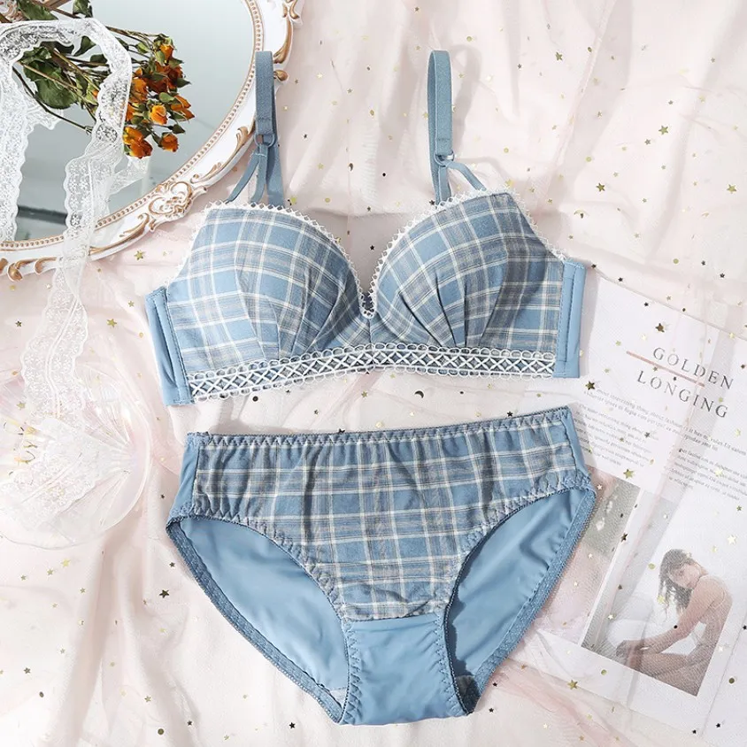 スウィート 学園風  A-Bカップ  チェック柄 レース シームレス ノンワイヤー ブラ・ショーツセット